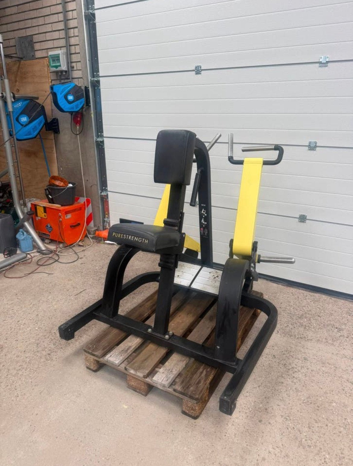 Technogym pure strength row / seated row / plate loaded, Enlèvement, Utilisé, Bras, Autres types