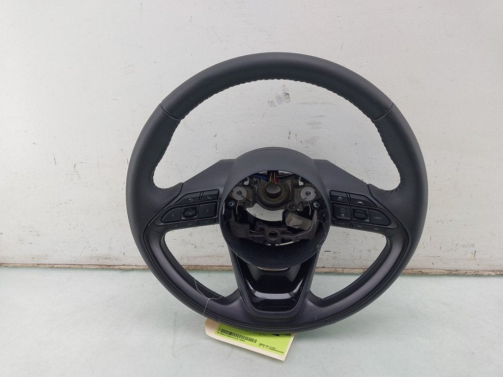 VOLANT DIRECTION Yaris Cross (PB1 / PJ1) (|451000DA60C0|), Kundenbetreuung@toyota.de, Toyota, Utilisé, Toyota-Allee 2
50858  Köln, DE
