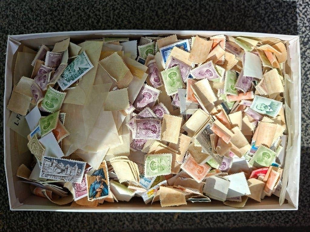 3 schoendozen : +/- 1250 gr : NL - F, Postzegels en Munten, Postzegels | Volle albums en Verzamelingen, Ophalen of Verzenden