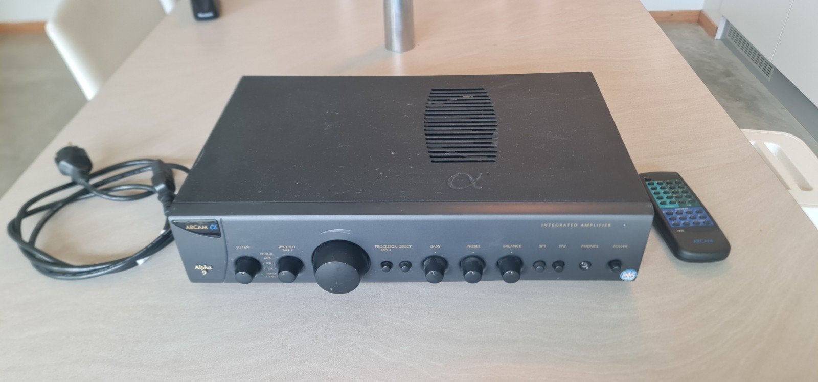 Ampli.Arcam Alpha 9 à reparer, Audio, Tv en Foto, Professionele apparaten, Ophalen
