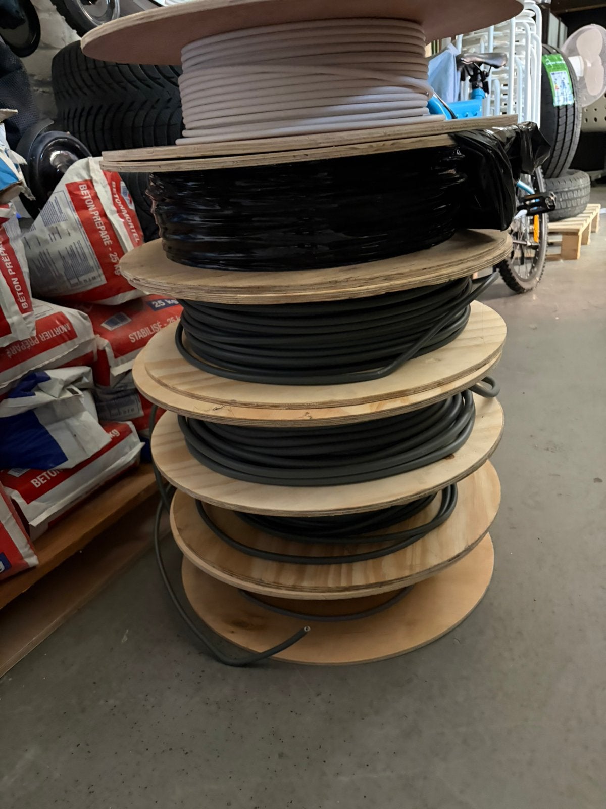lot +-400M kabels, Ophalen, Nieuw