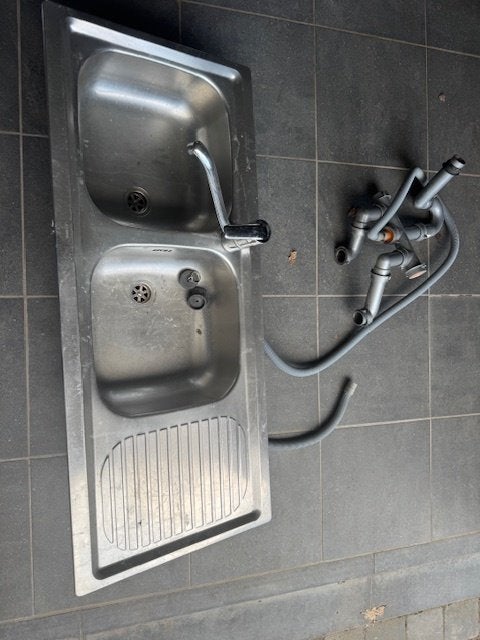 Evier SMEG + Mitigeur et tuyauterie, Enlèvement, Utilisé