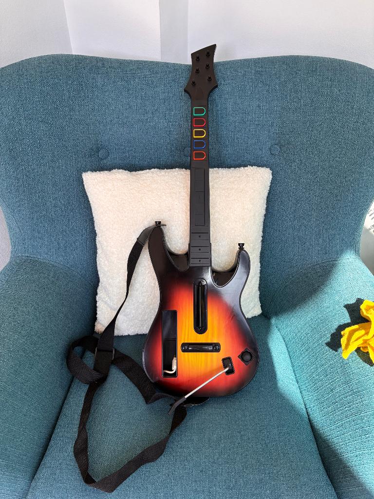 Guitar Hero gitaar Wii, Ophalen, Zo goed als nieuw