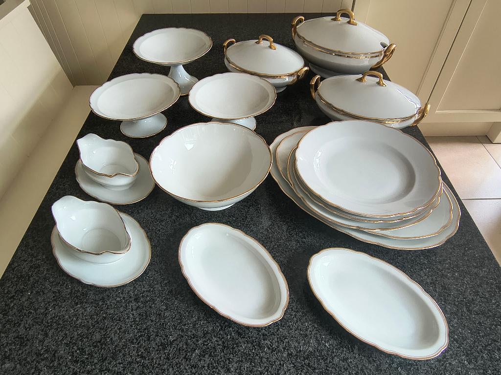 Antiek Langenthal servies 62-delig, Ophalen
