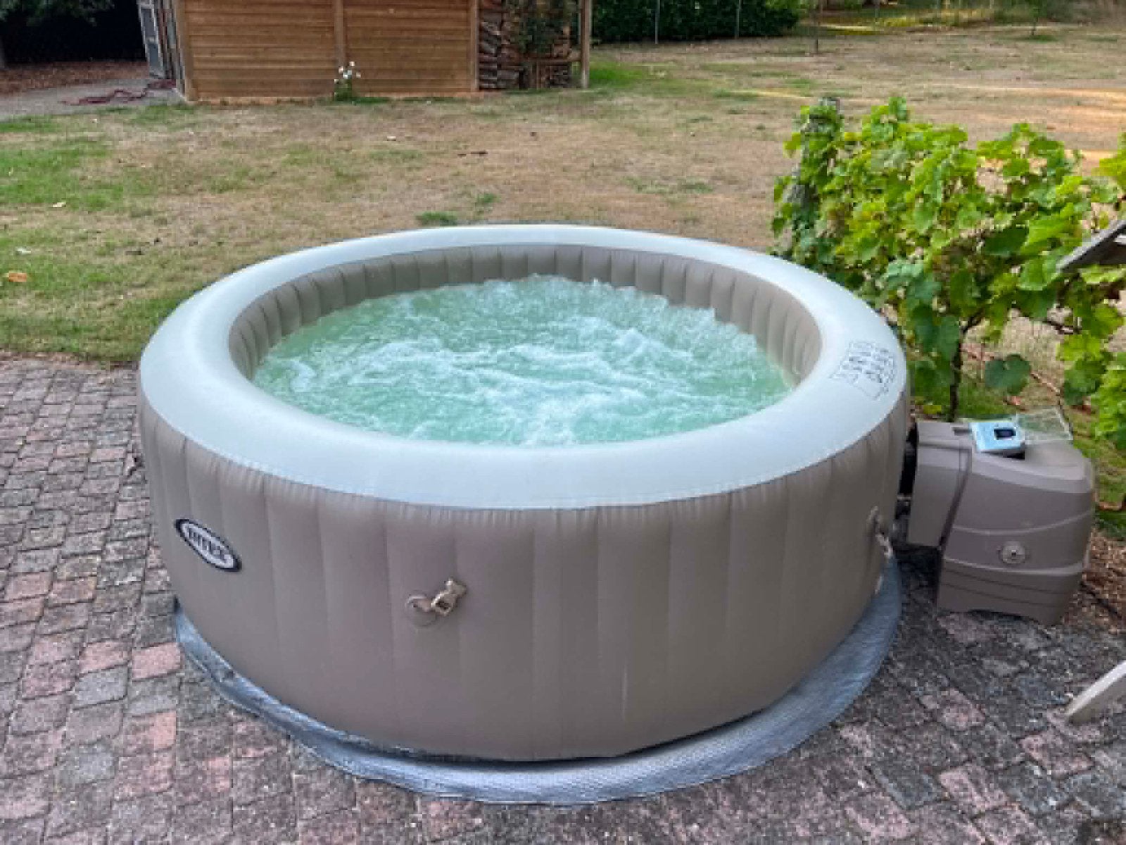 Intex jacuzzi, Enlèvement, Utilisé, Couverture, Gonflable