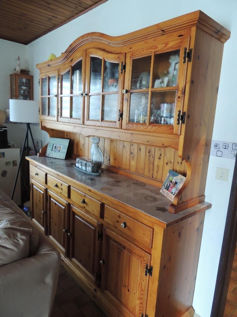 Buffet en pin massif, Maison & Meubles, Armoires | Buffets, Pin, Enlèvement