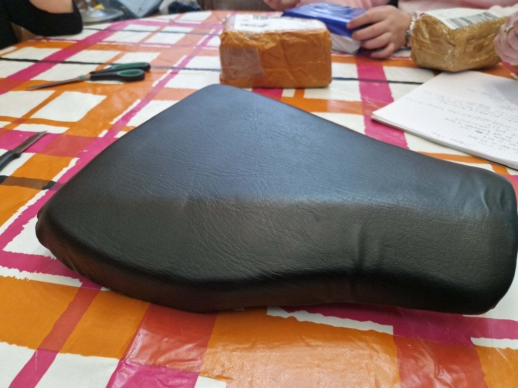 Selle moto neuve origine inconnue pour projet, Motos, Enlèvement, Neuf