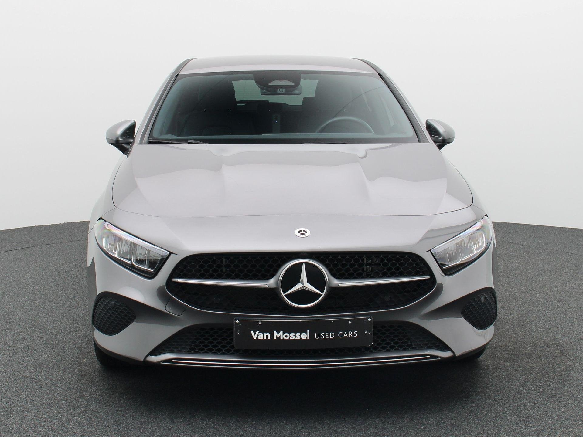 Mercedes-Benz A-Klasse 250 e Business Line + CARPLAY + LED +, Autos, Achat, Euro 6, 16 kWh, Noir