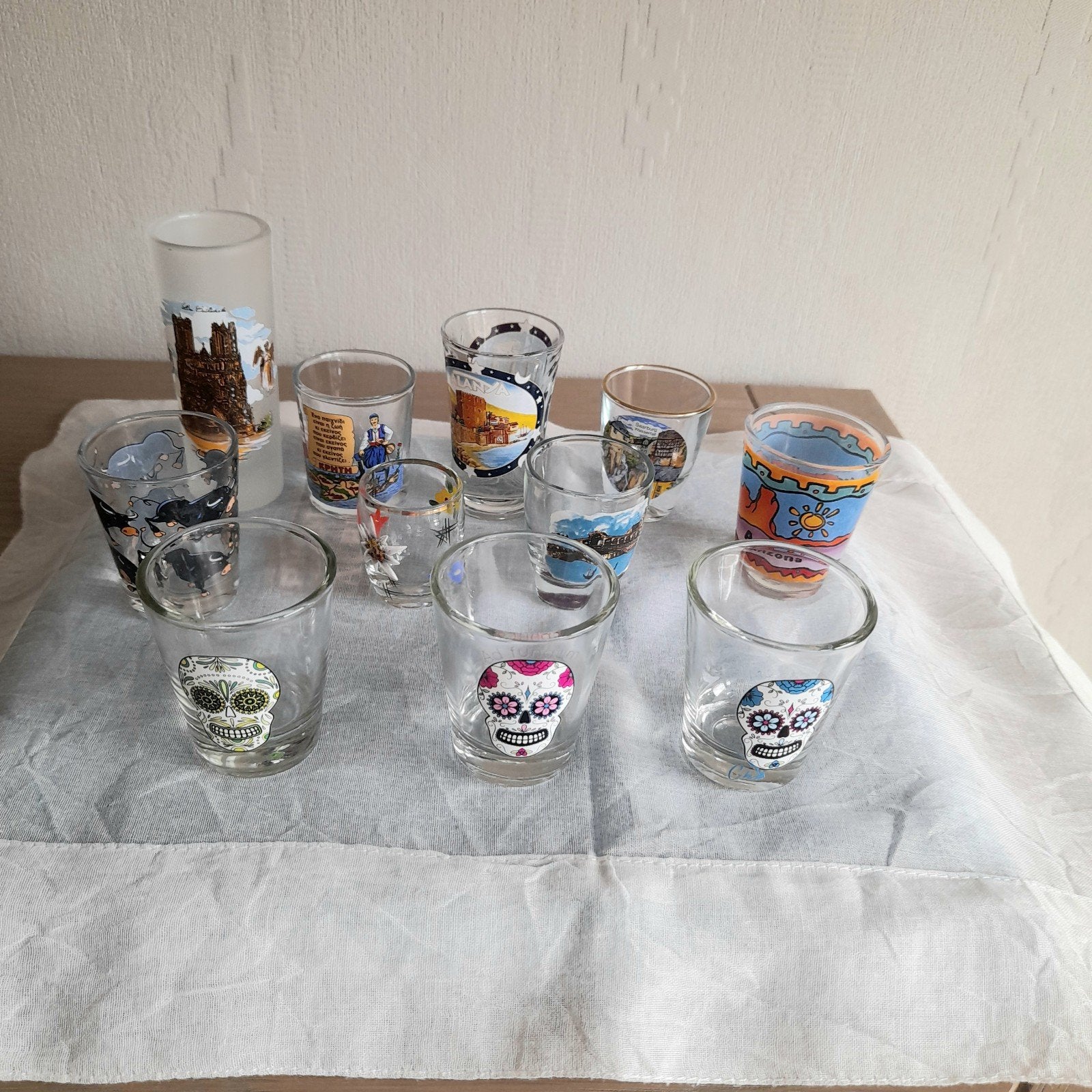 11 souvenirglaasjes  ( lot), Enlèvement