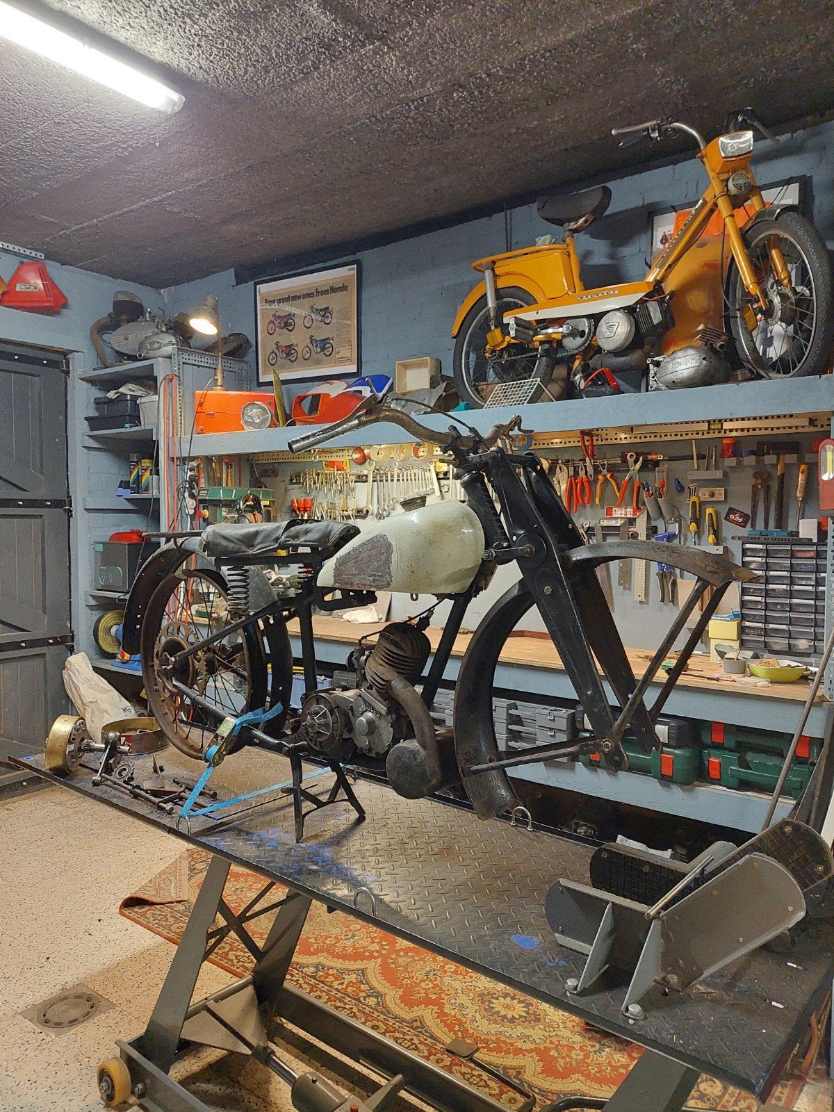 Sarolea modèle 34 u (utilitaire) -150cc, Motos