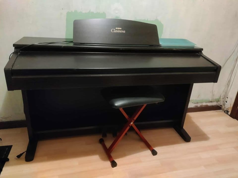 Piano YAMAHA Claviona 103, Enlèvement, Utilisé, Piano, Digital