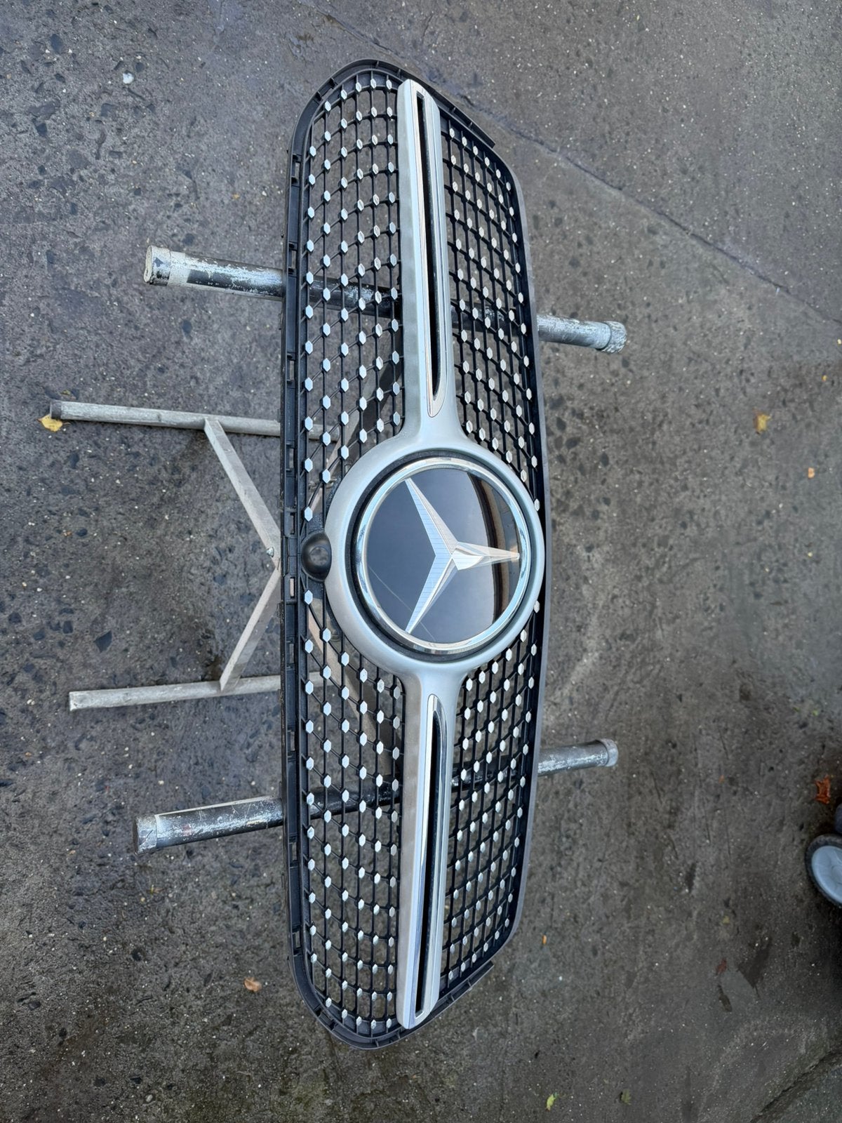 Mercedes GLE W167 diamond grille, Ophalen, Gebruikt, Voor, Mercedes-Benz