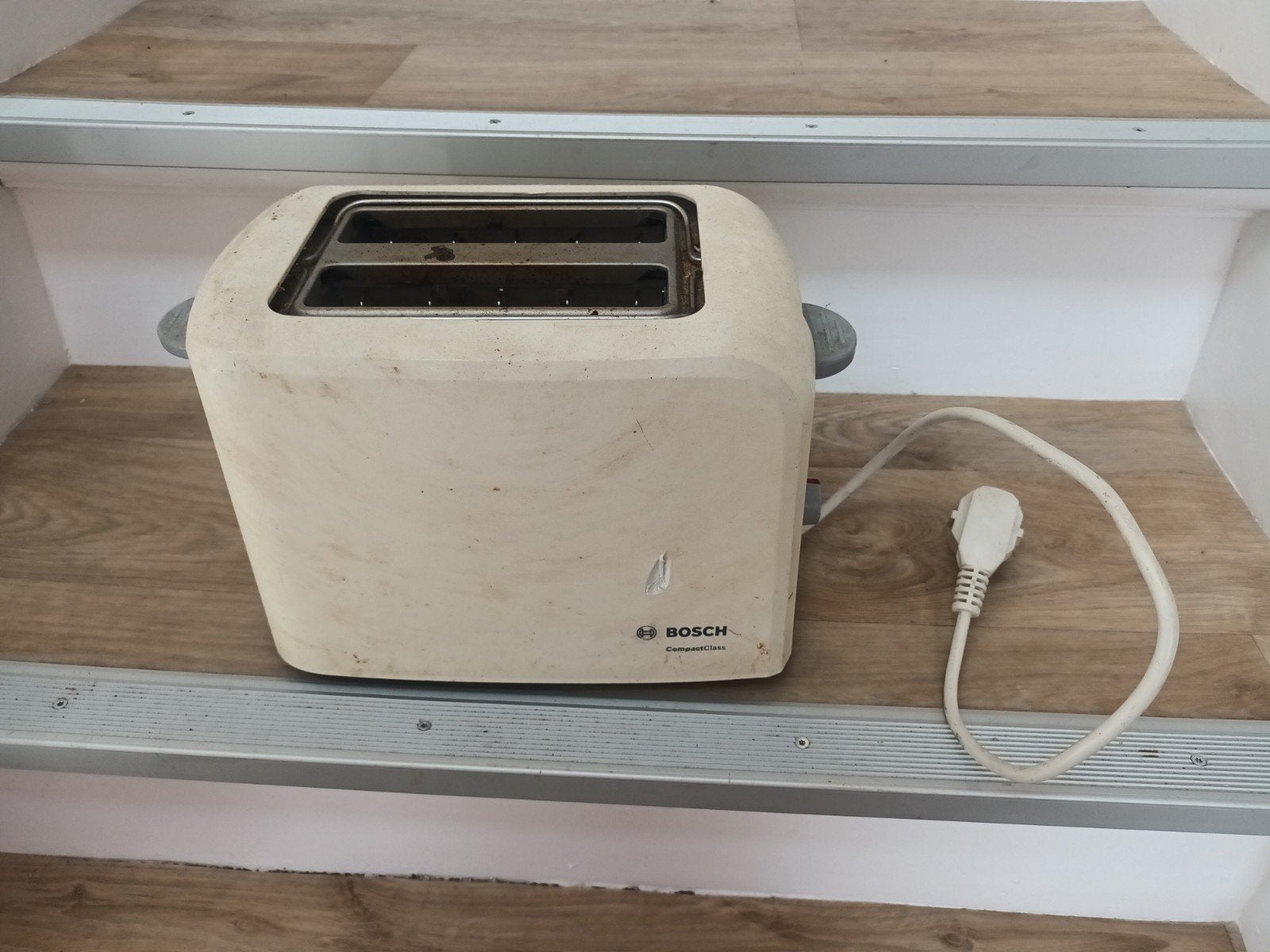 grille pain, Elektronische apparatuur, Ophalen, Gebruikt