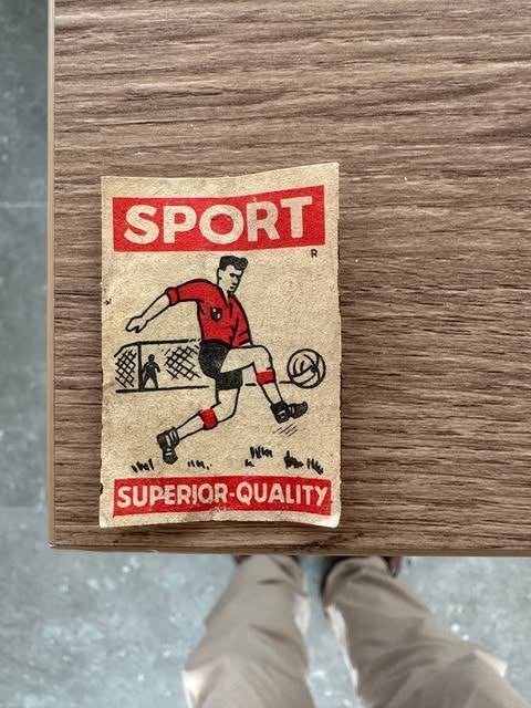 Etiquette Matchbox Sport de qualité supérieure, Collections, Articles de fumeurs, Briquets & Boîtes d'allumettes, Boîtes ou marques d'allumettes