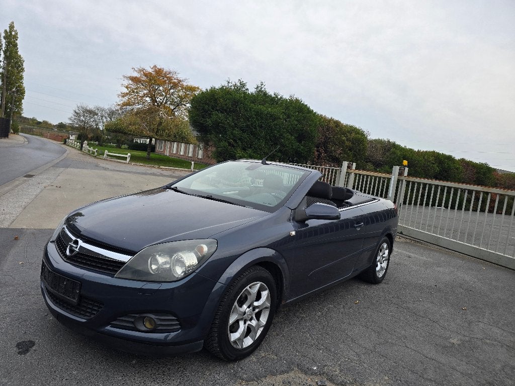 Opel Astra cabrio 1.6i - 186 000km - 02/2007, Autos, Opel, Argent ou Gris, Achat, Entreprise, Cabriolet