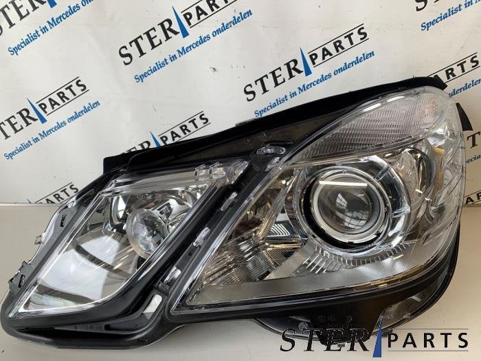 Koplamp links van een Mercedes E-Klasse, 12 maanden garantie, -, Nieuw, Ophalen of Verzenden
