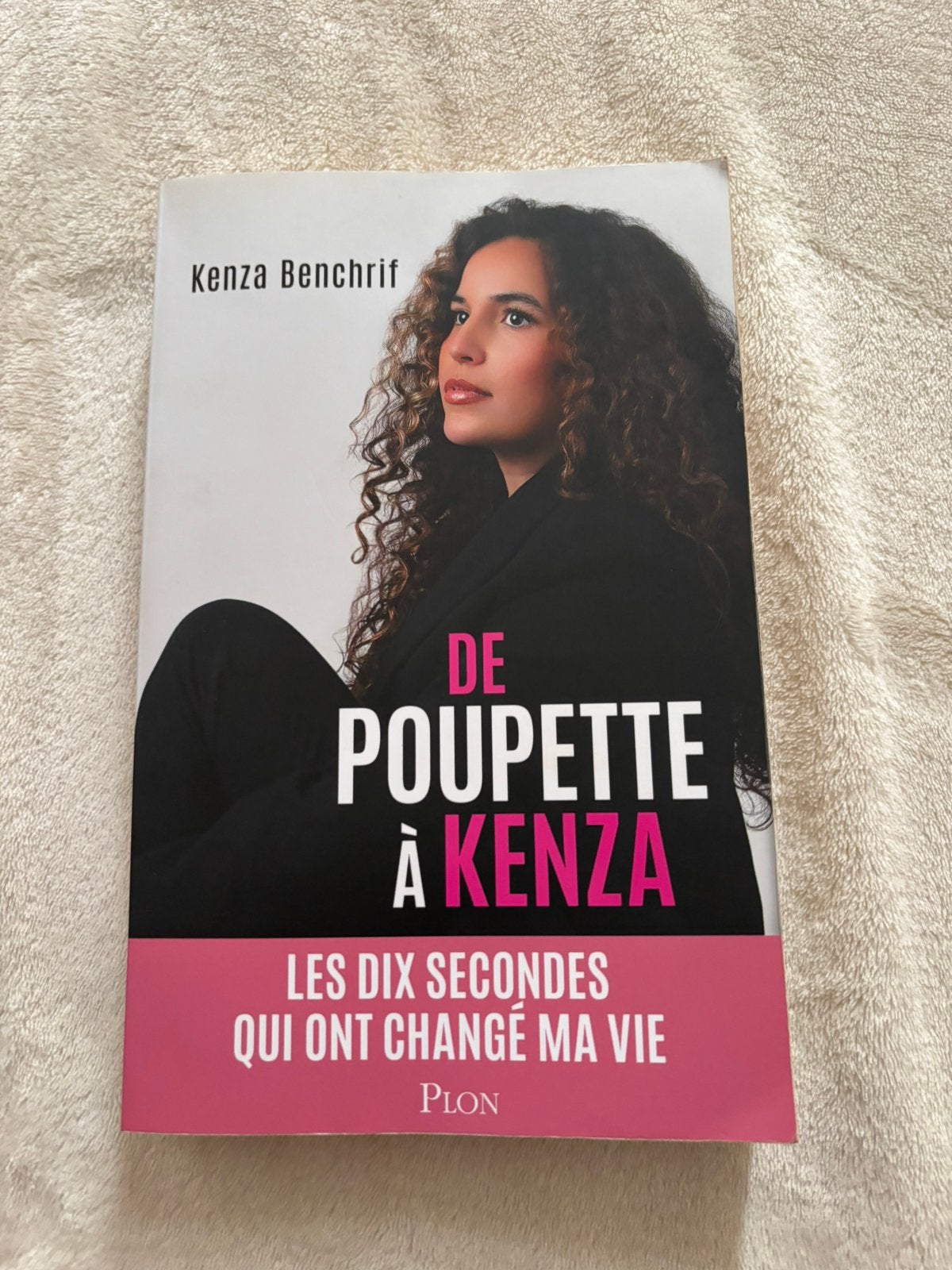 LIVRE POUPETTE, Boeken, Biografieën, Ophalen, Zo goed als nieuw