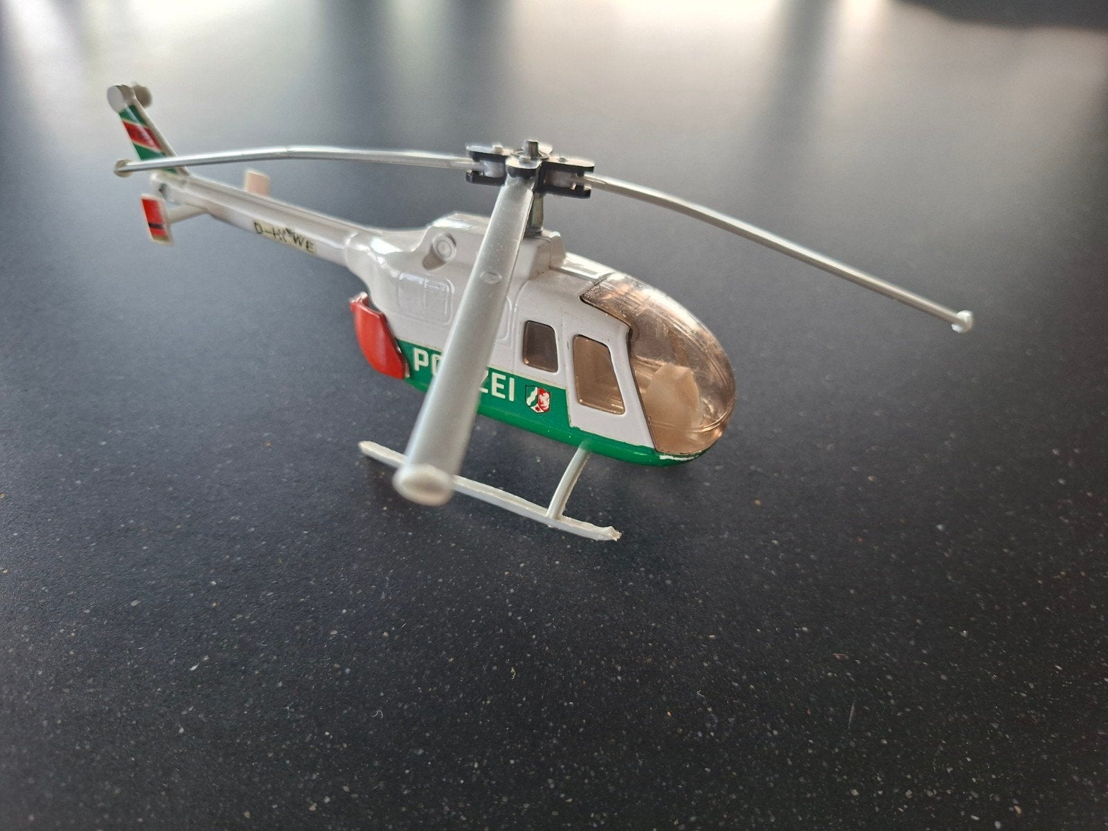 Duitse politie helikopter, Hobby en Vrije tijd, Ophalen of Verzenden, Zo goed als nieuw, Benzine, Helikopter