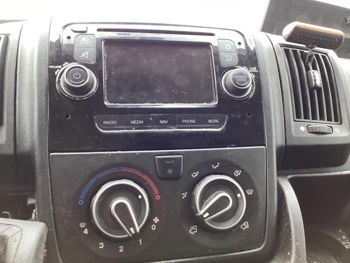 Navigatie Systeem van een Citroen Jumper, Auto-onderdelen, Gebruikt, -, Ophalen of Verzenden, -