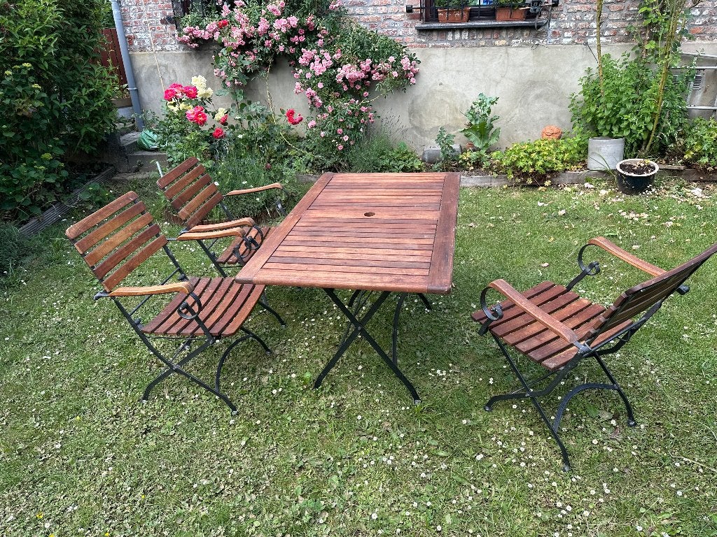 3 chaises et une table  de jardin, 3 places, Chaise, Enlèvement, Utilisé