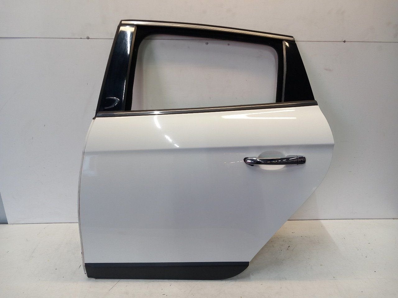 Portier links achter Lancia Delta, Onderdelen@venauto.nl, Van der Ven Autorecycling B.V., Ettenseweg 76, 4706 PB Roosendaal, The Netherlands
