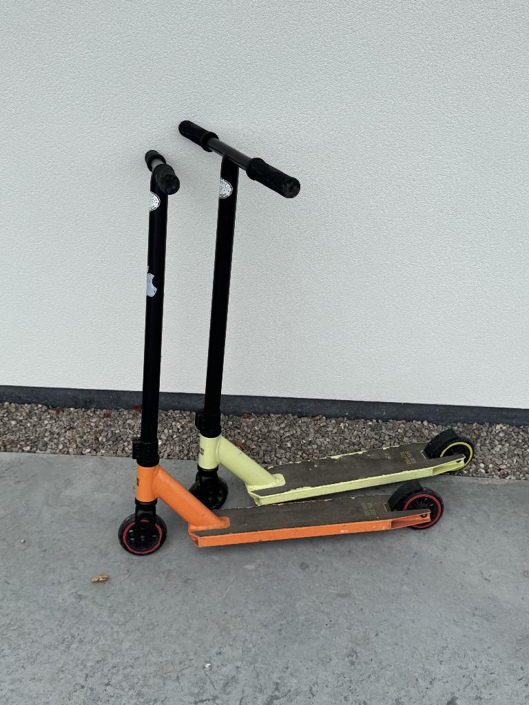 2 steps - MADD GEAR, Fietsen en Brommers, Steps, Ophalen, Gebruikt, Gewone step, Madd Gear