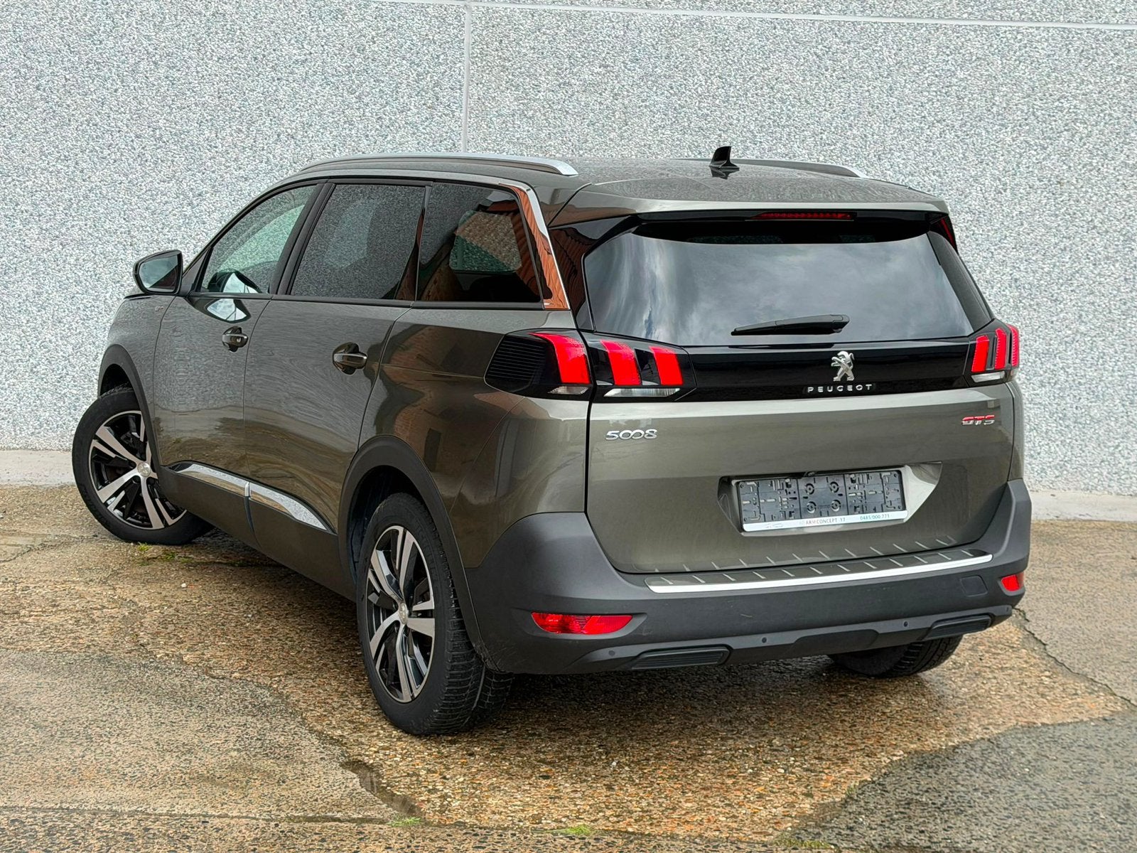 Peugeot 5008 1.6 HDI diesel 7 places 2018 GARANTIE 12 Mois, Achat, Euro 6, Entreprise, Noir