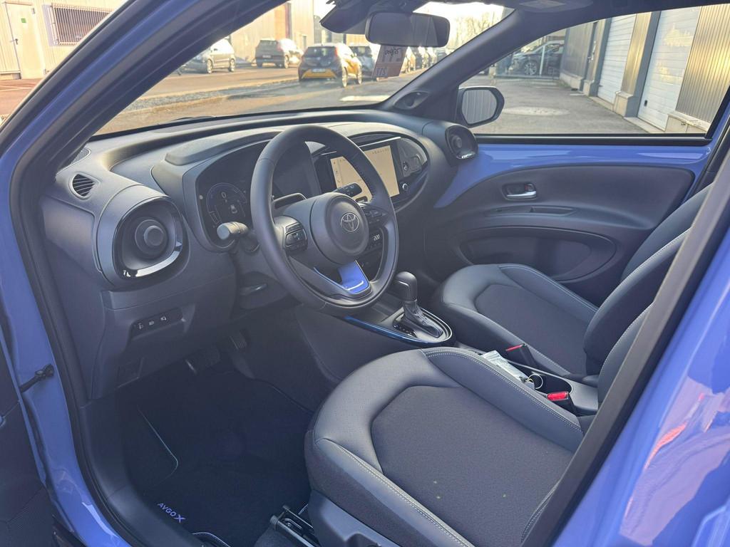 Toyota Aygo X ENVY (automatique), Autos, Neuf, Achat, Entreprise, Autres couleurs