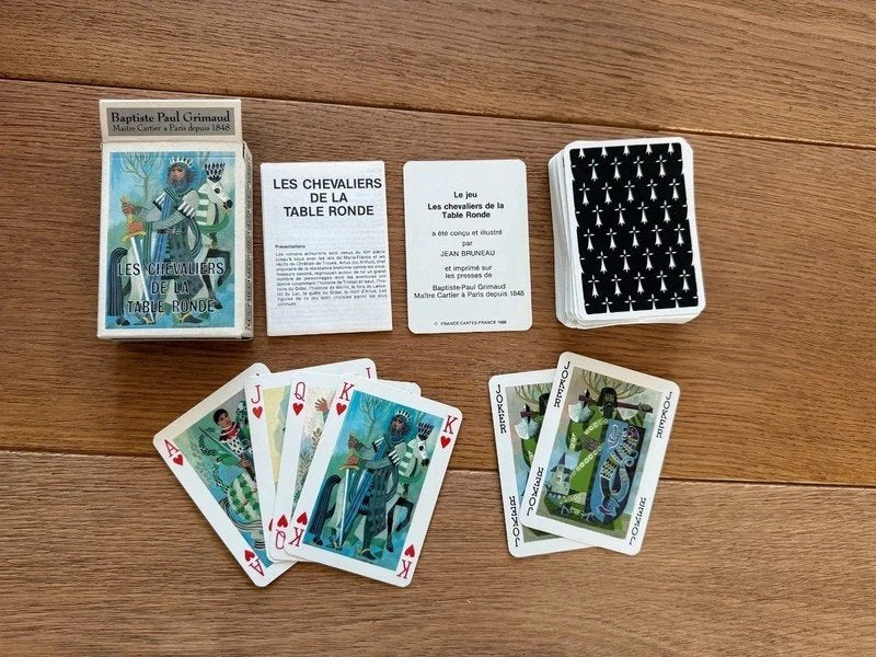 Speelkaarten Ridders van de Ronde Tafel Grimaud 1986, Verzamelen, Ophalen of Verzenden, Zo goed als nieuw, Speelkaart(en)