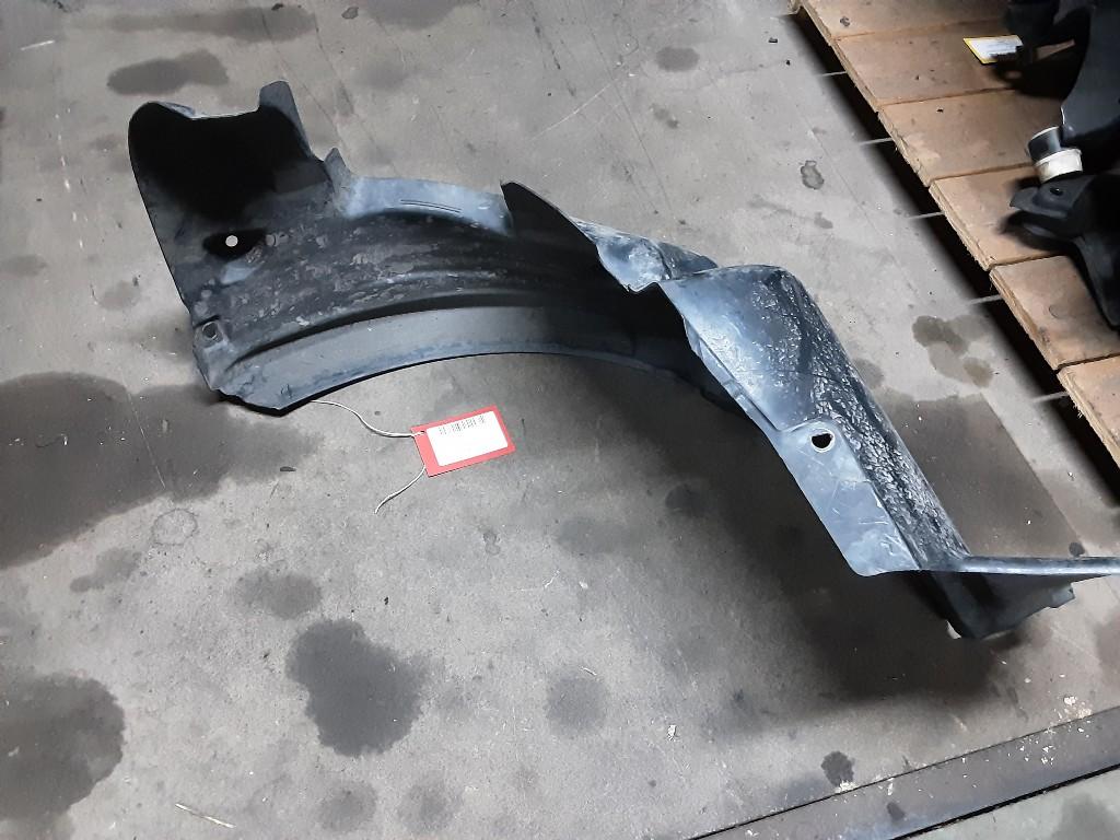 PARE BOUE AVANT DROIT BMW 1 serie (E87 / 87N) (74850610), Autos : Pièces & Accessoires, Garde-boue, Mevr. I. Hauben, Utilisé, Droite