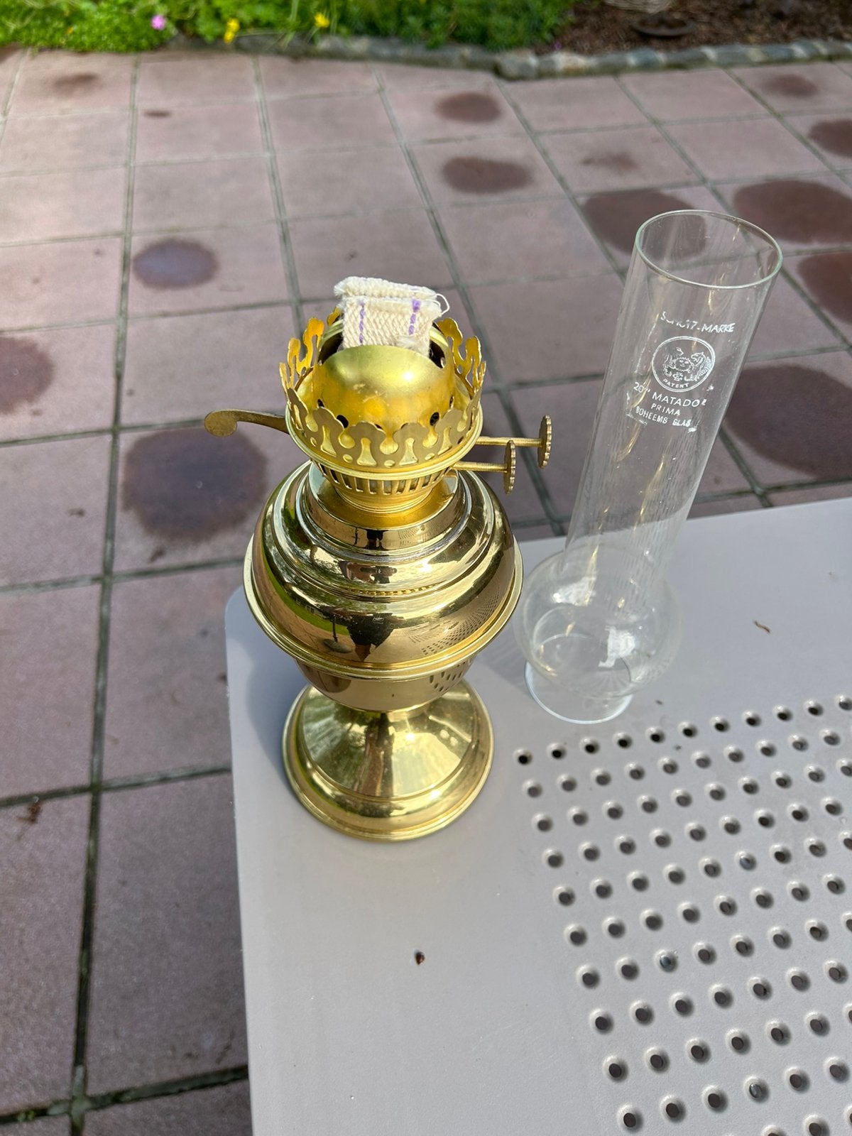 Olielamp nieuw nog in de doos, Enlèvement
