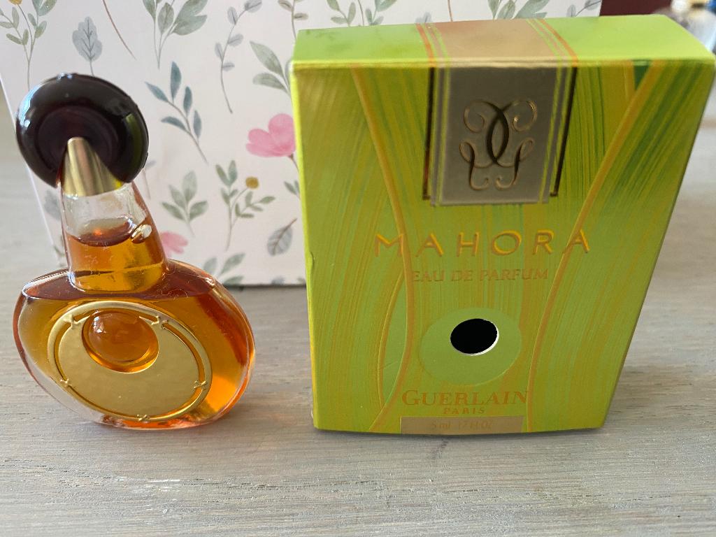 Parfum miniature Guerlain Mahora, Collections, Enlèvement ou Envoi, Comme neuf, Miniature, Plein