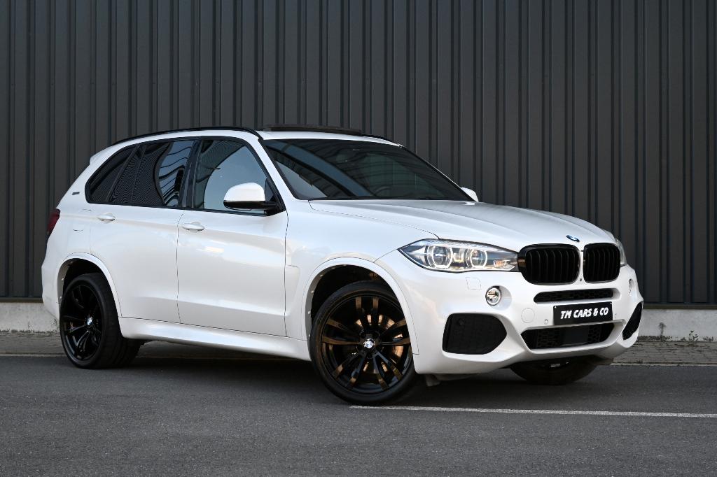 BMW X5 40e M pack HUD Pano, 360 ACC Trekh, zetelkoel, sfeer, Auto's, BMW, 78 g/km, 4 cilinders, Wit, Leder