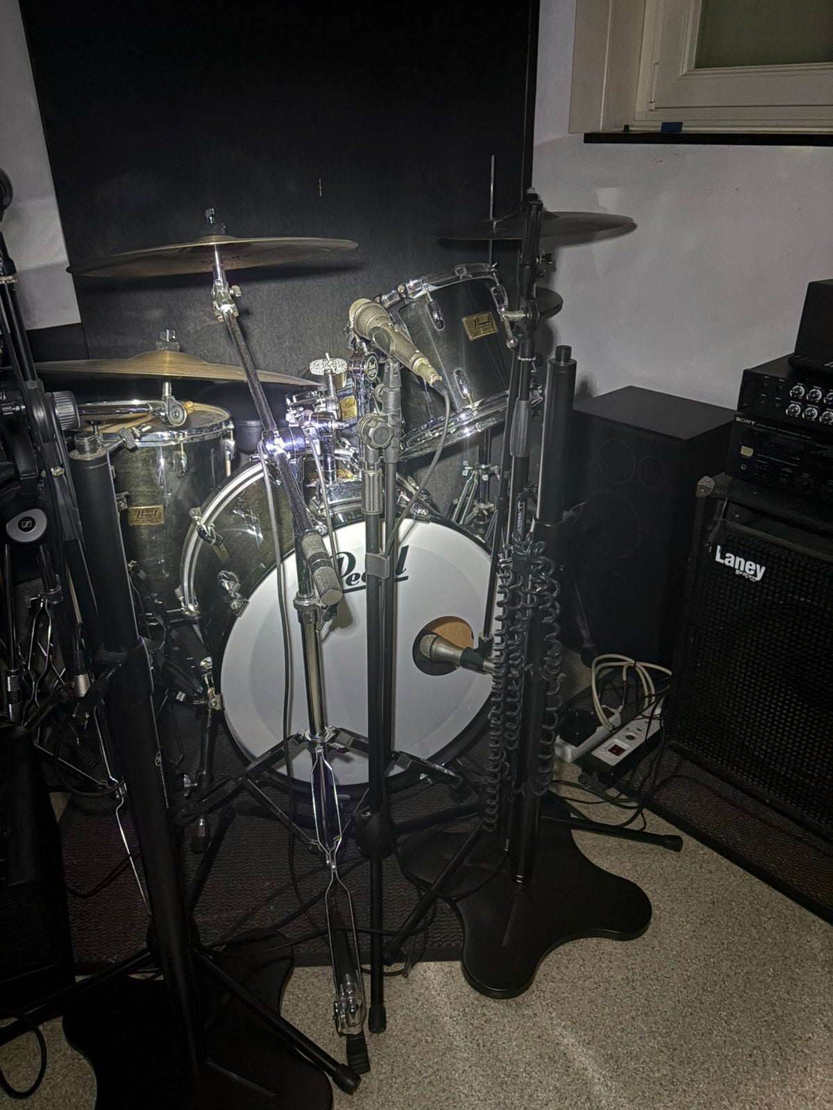 Volledig drummateriaal (incl Bekkens), Musique & Instruments, Enlèvement, Comme neuf, Pearl