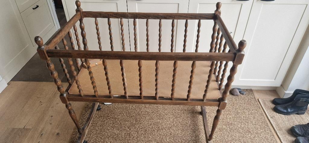 houten wieg, Kinderen en Baby's, Babywiegjes en Ledikanten, Ophalen, Gebruikt, Wieg