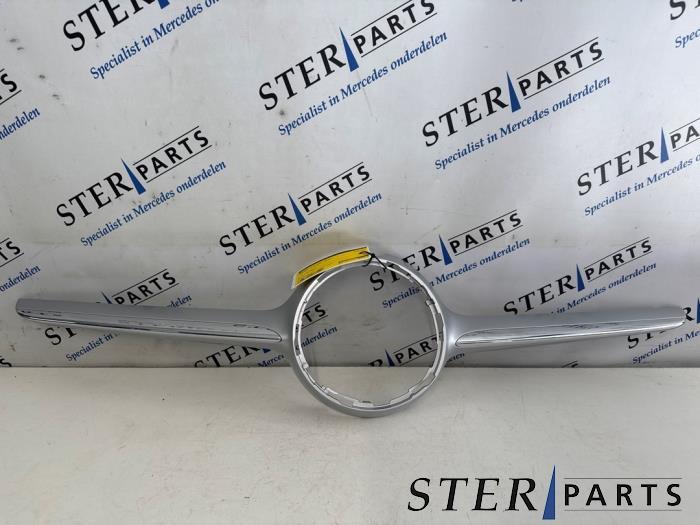 Grille van een Mercedes E-Klasse, Gebruikt, -, Ophalen of Verzenden, -