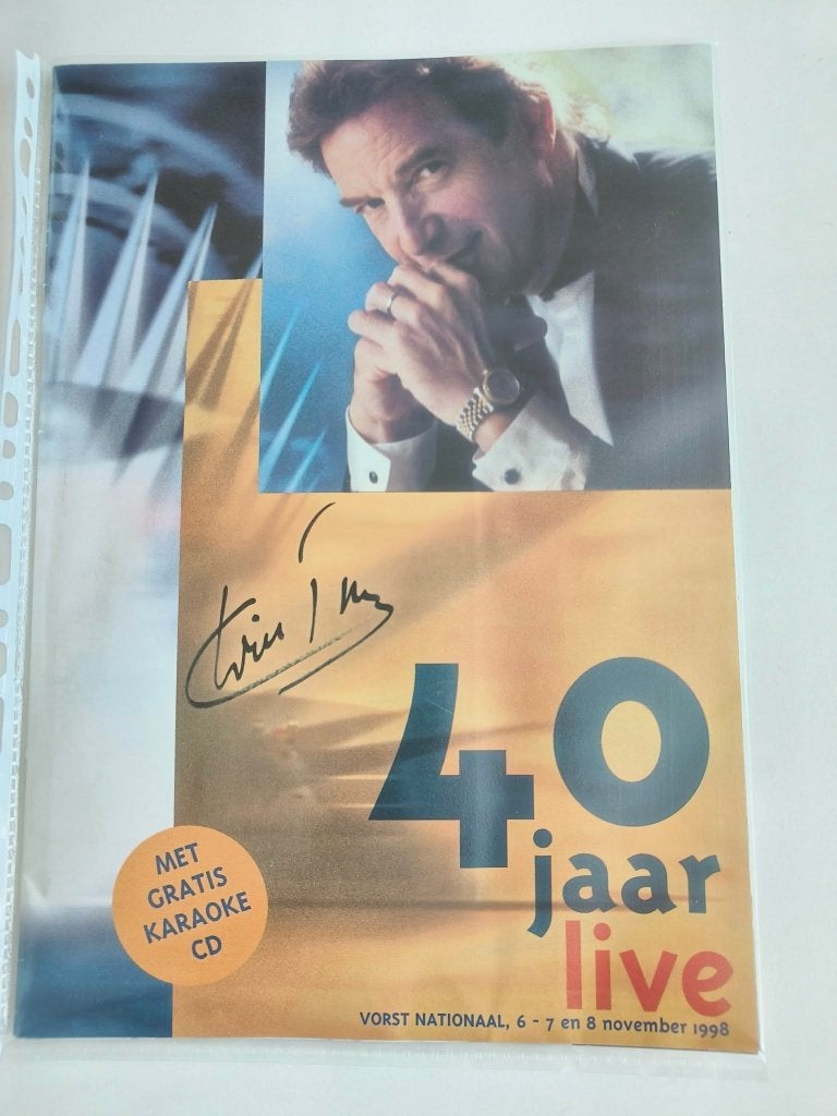 Will Tura cd in boekje., CD & DVD, CD | Néerlandophone, Enlèvement ou Envoi, Utilisé, Chanson réaliste ou Smartlap, Single