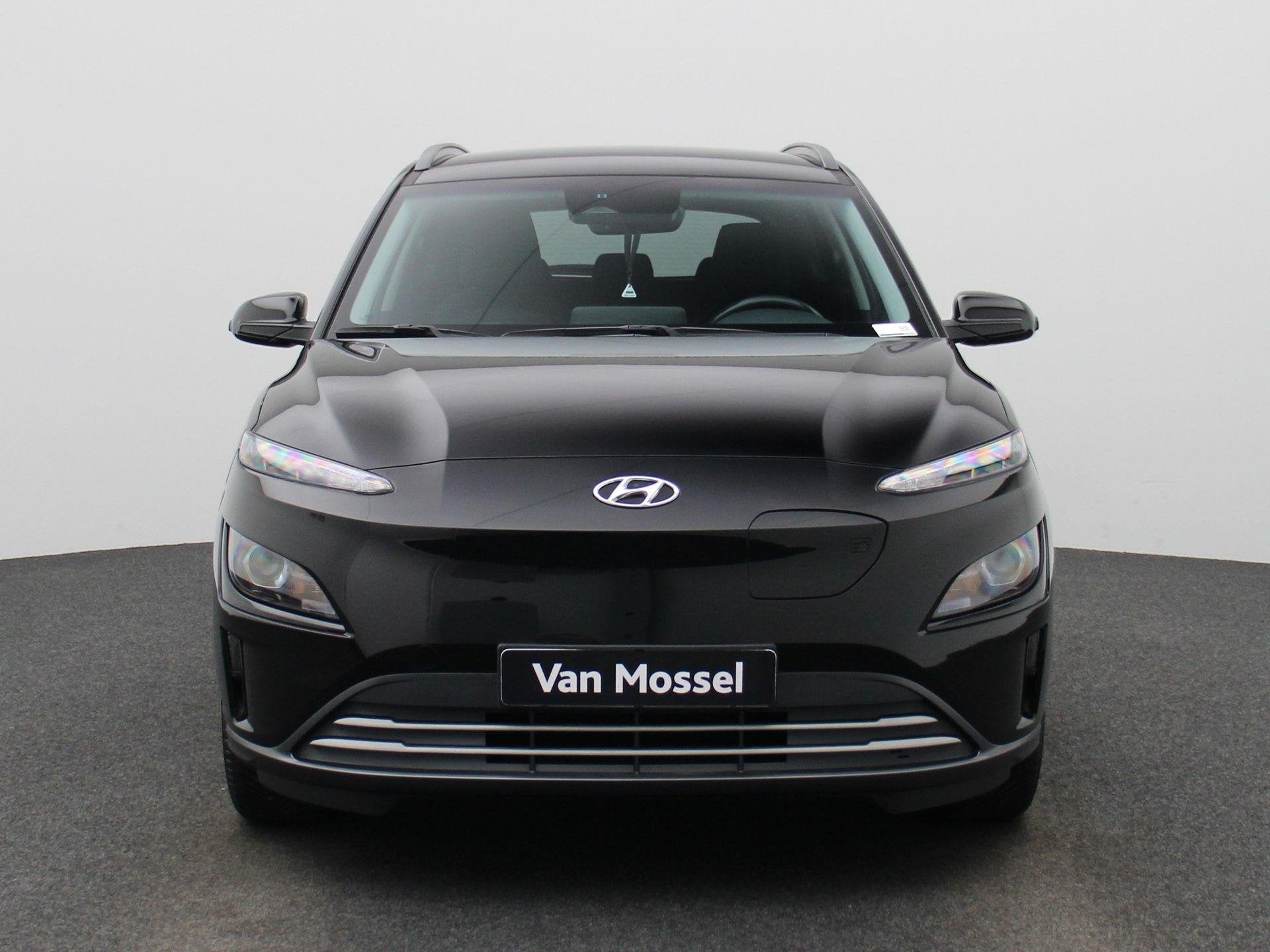 Hyundai Kona Electric Techno 39,2kWh Camera | PDC A | Blueto, Auto's, Hyundai, Stof, 1535 kg, 136 pk, Zwart