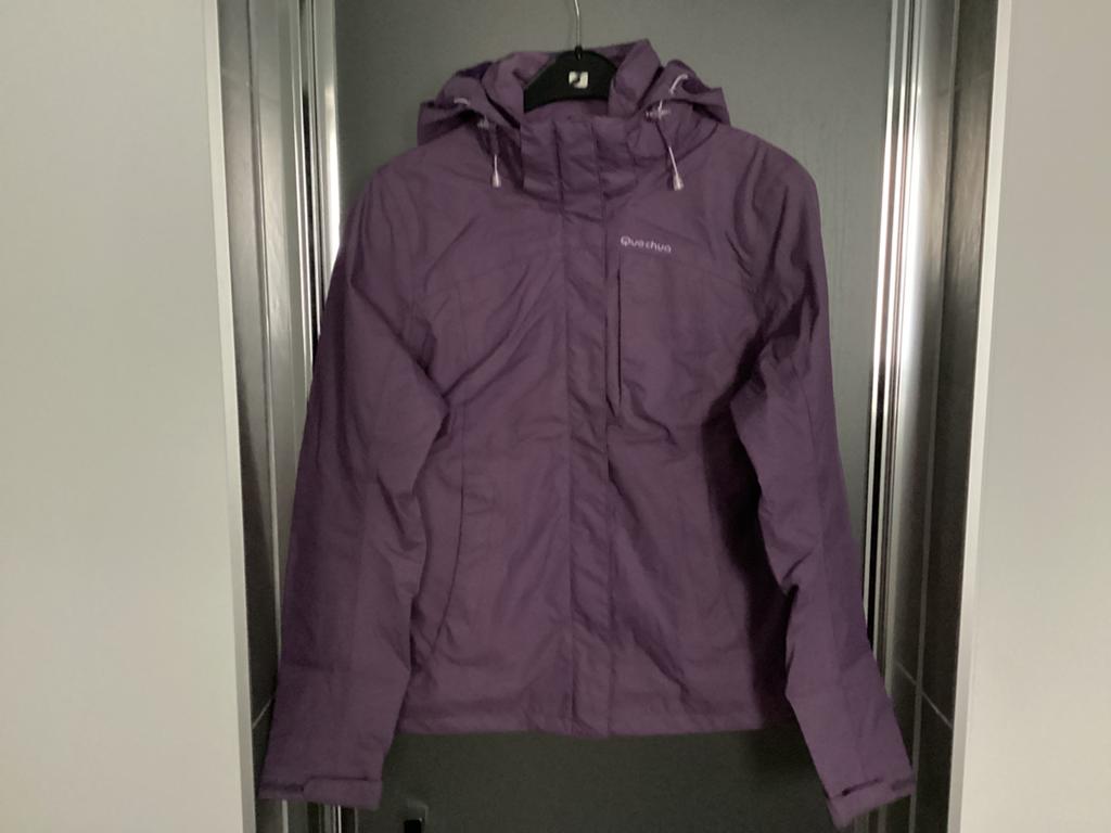 Regenjas dames merk Quechua Maat XS kleur paars, Ophalen of Verzenden, Zo goed als nieuw, Maat 34 (XS) of kleiner, Paars