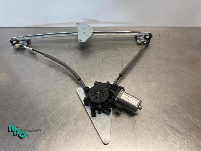 Mécanique vitre 4portes avant gauche d'un Ford Transit Conn, -, 3 mois de garantie, -, -