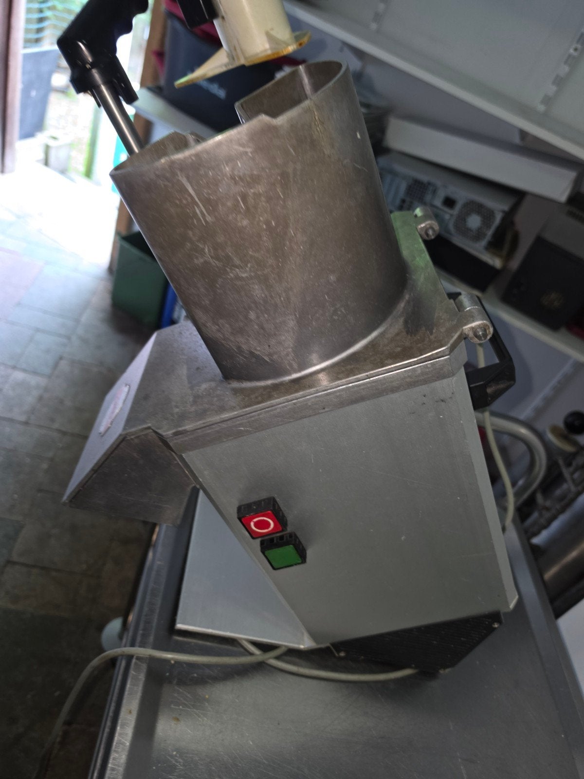 groentesnijder
Professionele RVS Groentesnijmachine met, Ophalen