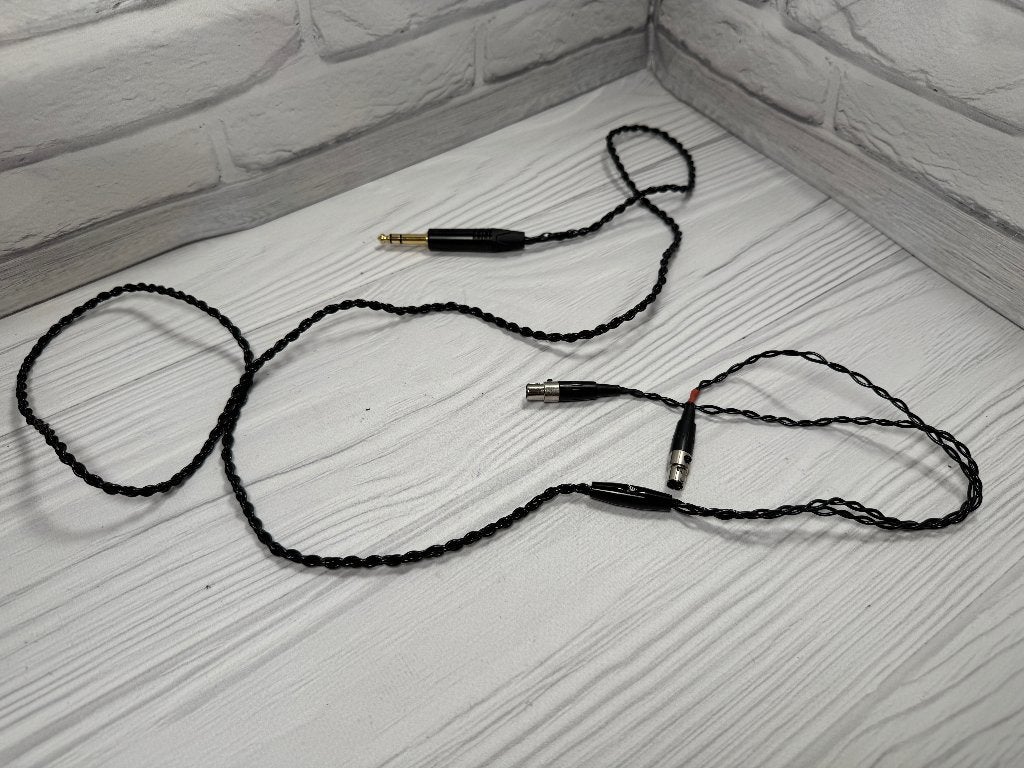 Audeze Cable 2m hoofdtelefoonkabel (mini XLR naar 6.3), TV, Hi-fi & Vidéo, Enlèvement, Neuf, Moins de 2 mètres, Autres câbles