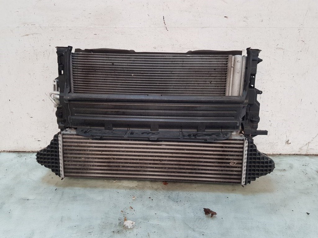 RADIATEUR COMPLEET Volvo V40 (MV) (01-2012/08-2019), Dhr. J. Ham, Gebruikt, Administratie@autoham.nl, Volvo