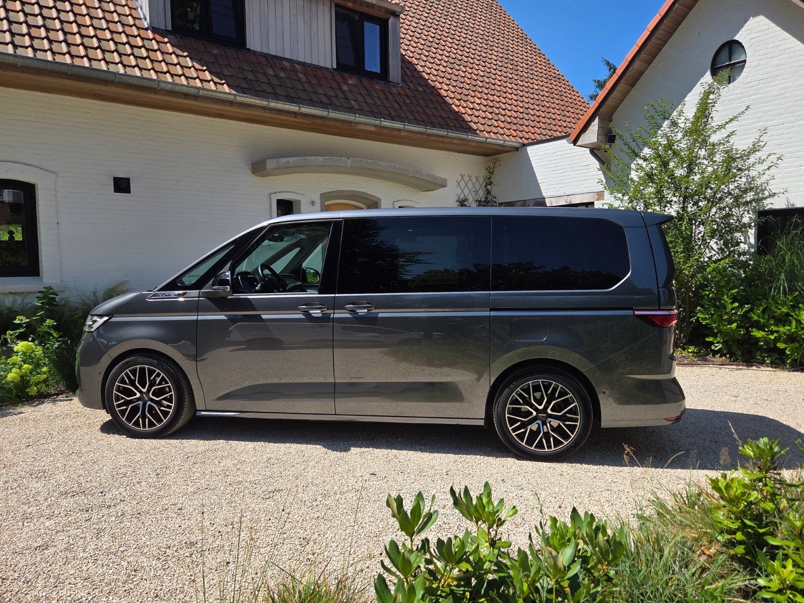 Multivan T7 led/alca/electr schuifdeuren / lichte vracht, Auto's, Automaat, 2000 kg, Bedrijf, Diesel