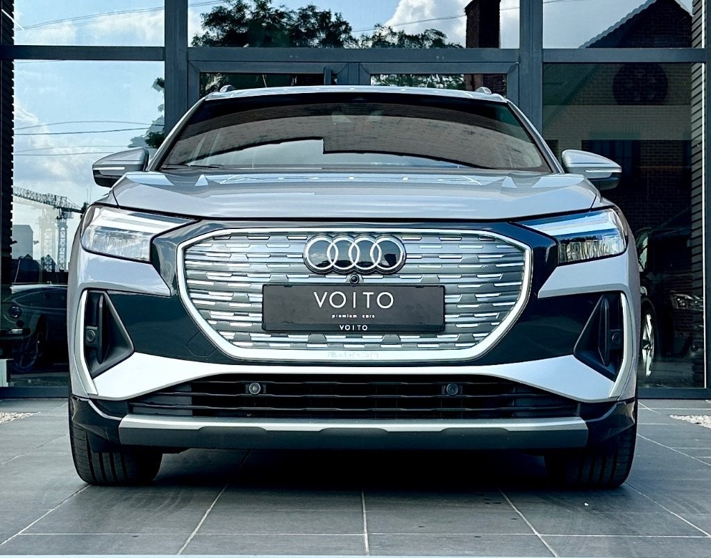 Audi Q4 e-Tron 82 kWh 40 S-LINE/HuD/ACC/CAM/LEDER/AMBI/LED, Auto's, Audi, Dealer onderhouden, 0 cilinders, https://public.car-pass.be/vhr/59171e22-0b58-4f39-a470-598c0f3dad7c