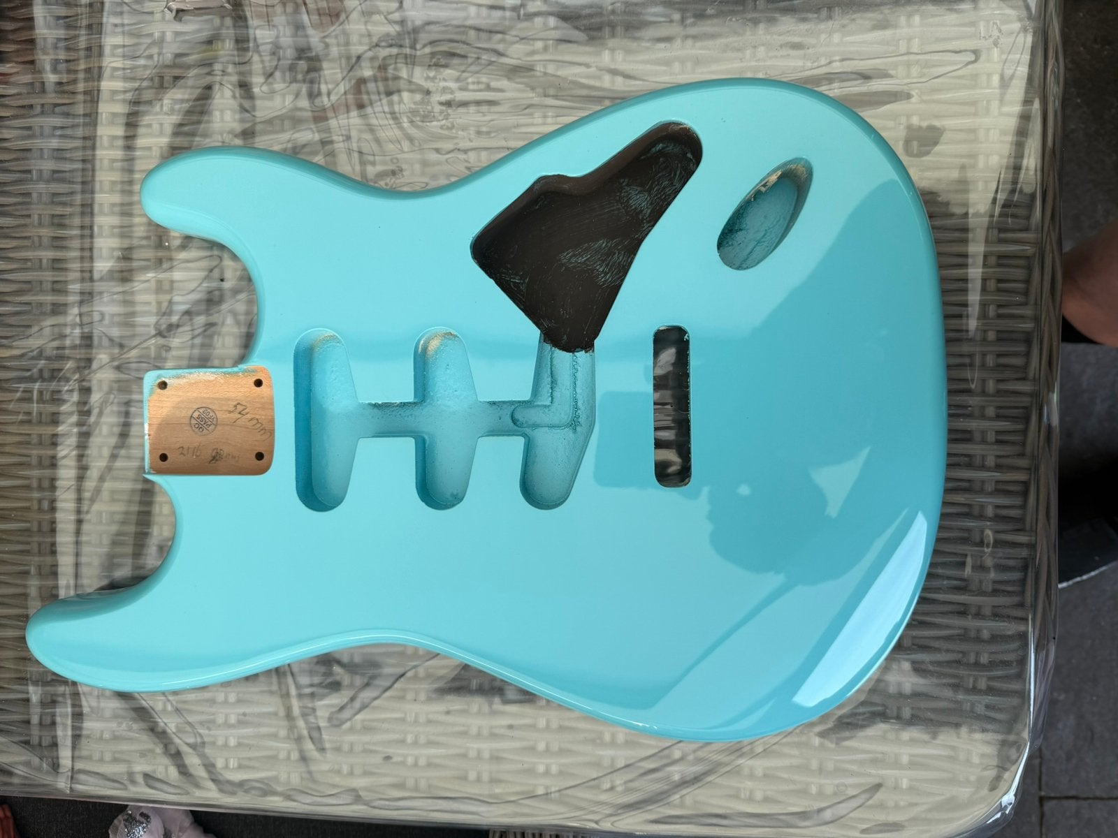 Stratocaster Tiffany Blue Body SSS brillant « neuf », Musique & Instruments, Envoi, Neuf