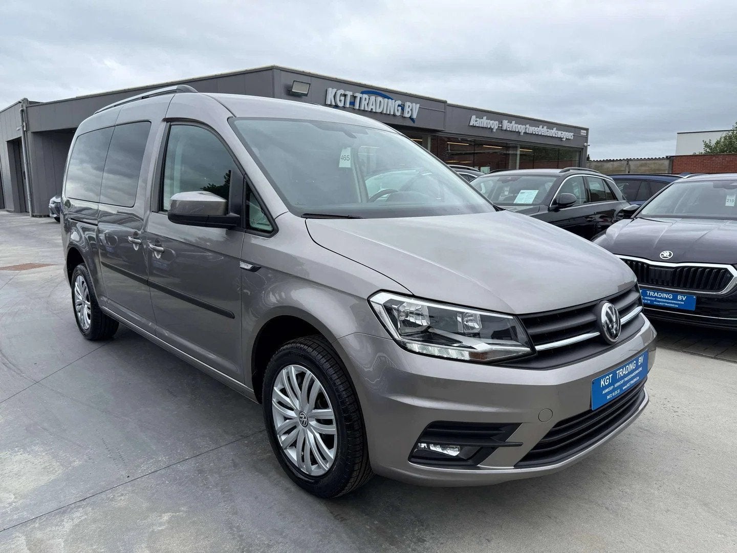 Volkswagen Caddy Maxi 2.0 TDI 102PK DUBBEL CABINE 5 ZIT NAVI, Gebruikt, 4 cilinders, Volkswagen, Leder