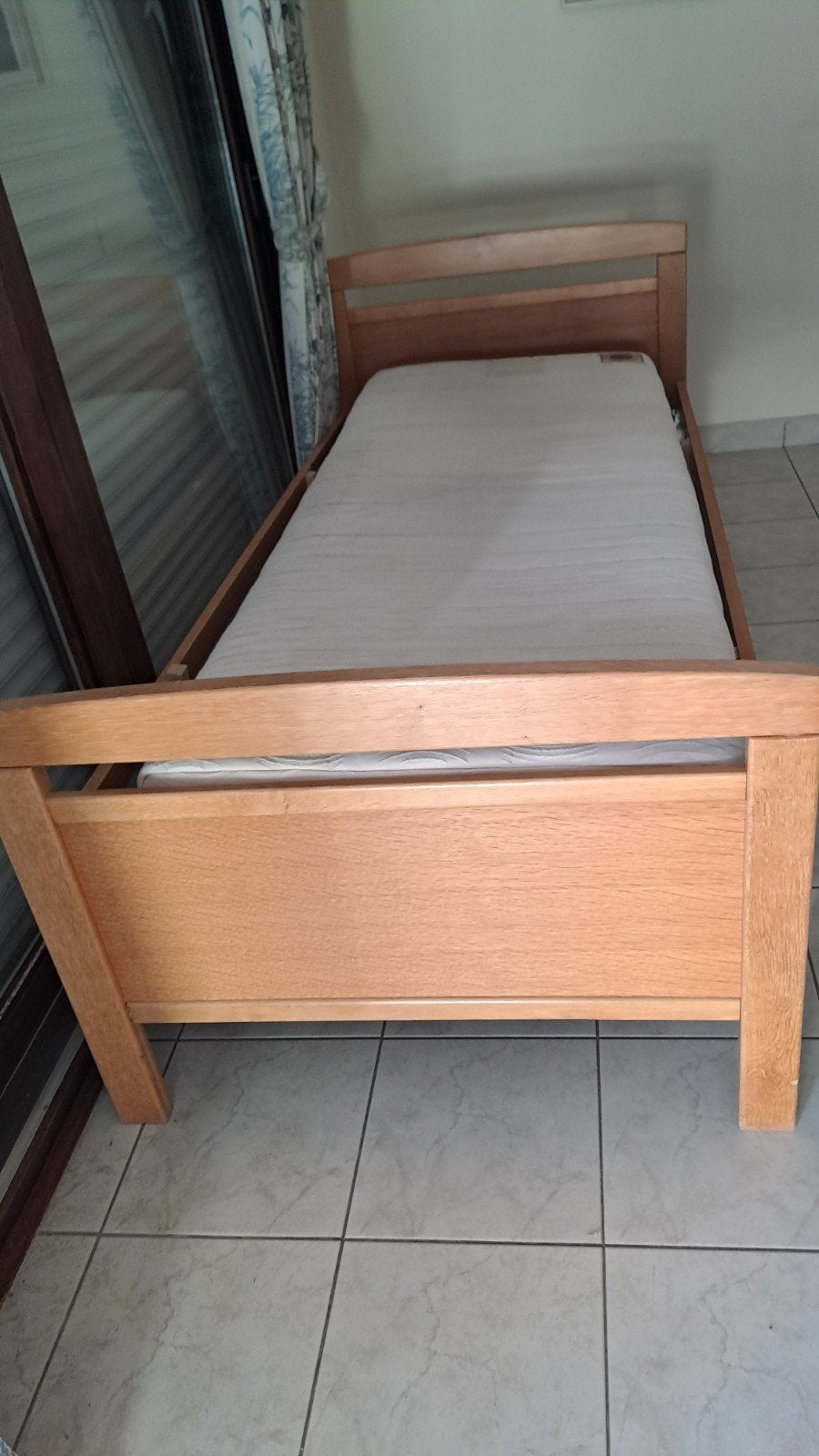 gratis bed, Ophalen