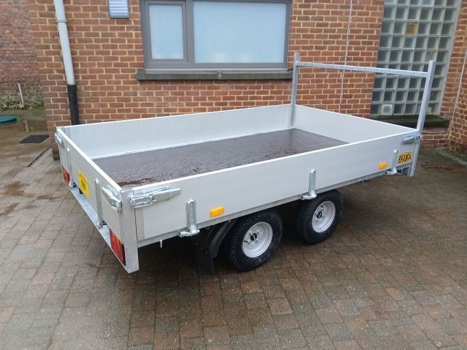 Verkoop, verhuur, reparatie van aanhangwagens te 9300 Aalst, Ophalen, Nieuw
