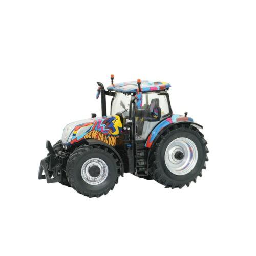 New Holland T7.300 Basildon 60 Years, Hobby en Vrije tijd, Modelauto's | 1:32, Verzenden, Nieuw, Tractor of Landbouw, Britains